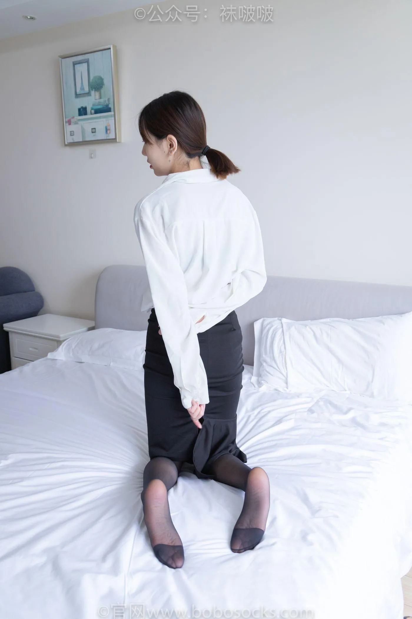 [BoBoSocks袜啵啵]NO.017 小甜豆-OL制服、高跟鞋、黑丝 [131P]插图1